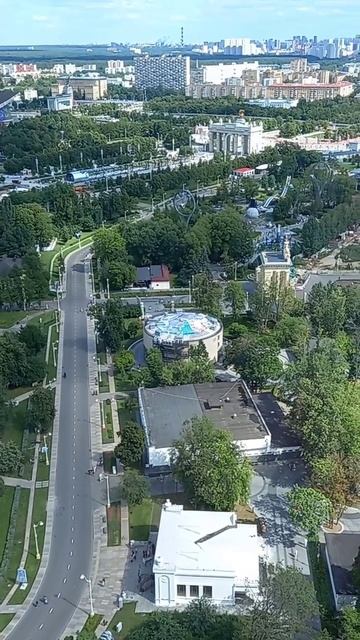 Высоко над городом