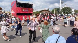 Кадриль московская. Флешмоб на ВДНХ. Москва 2025