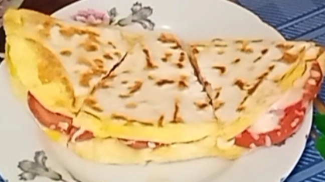 БЫСТРЫЙ И ОЧЕНЬ ВКУСНЫЙ
ЗАВТРАК!!