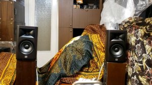 JBL Studio 620 звук (из коробки без прогрева)
