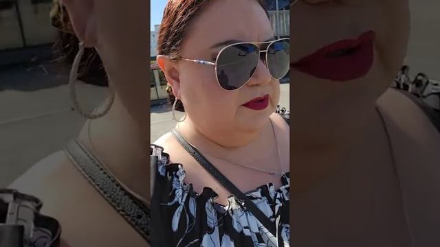 Рубрика Прогулка ☀️ Обзор цен и витрины✨️ Распаковка и обзор покупок Мукбанг Салат из смотреть онлайн