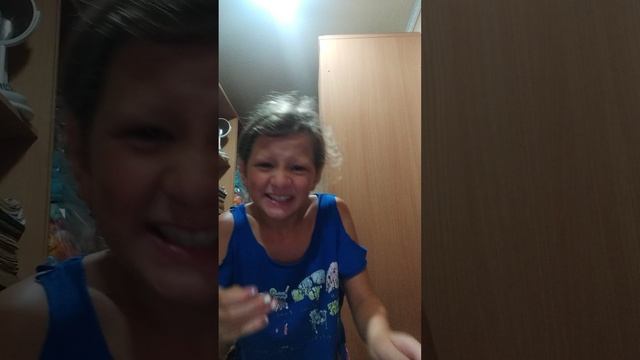 Очень много конфет 🍬😋 смотреть онлайн