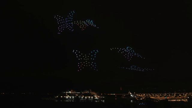 Шоу дронов на презентации Samsung Z Flip3 и Z Fold3 в Таллине смотреть онлайн