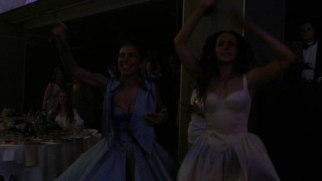 Ведущий выпускной