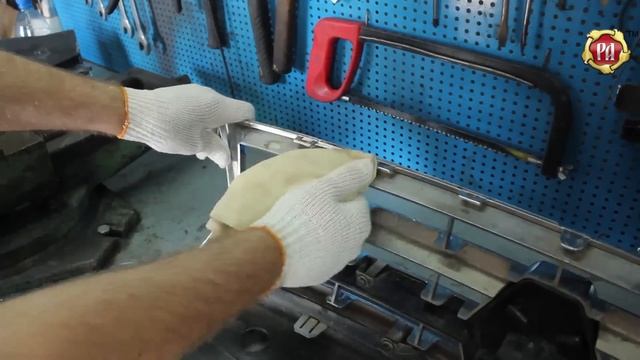 Инструкция по установке сетки на решетку радиатора Renault Duster 2010 г.в. (russ-artel.ru) смотреть онлайн