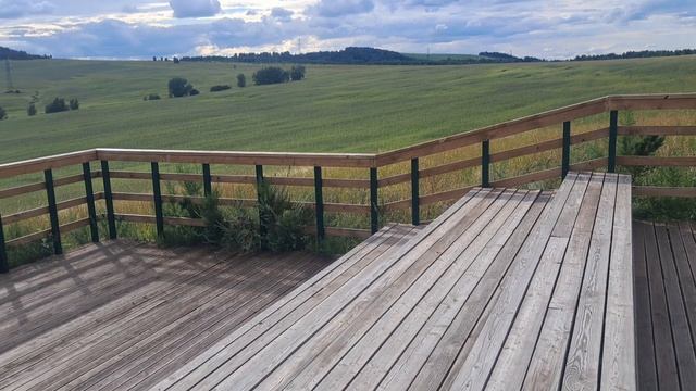 ДУМНАЯ ГОРА - Красноярский край.
Дорога в облака..
Шикарный обзор полей, лесов, гор и облаков.