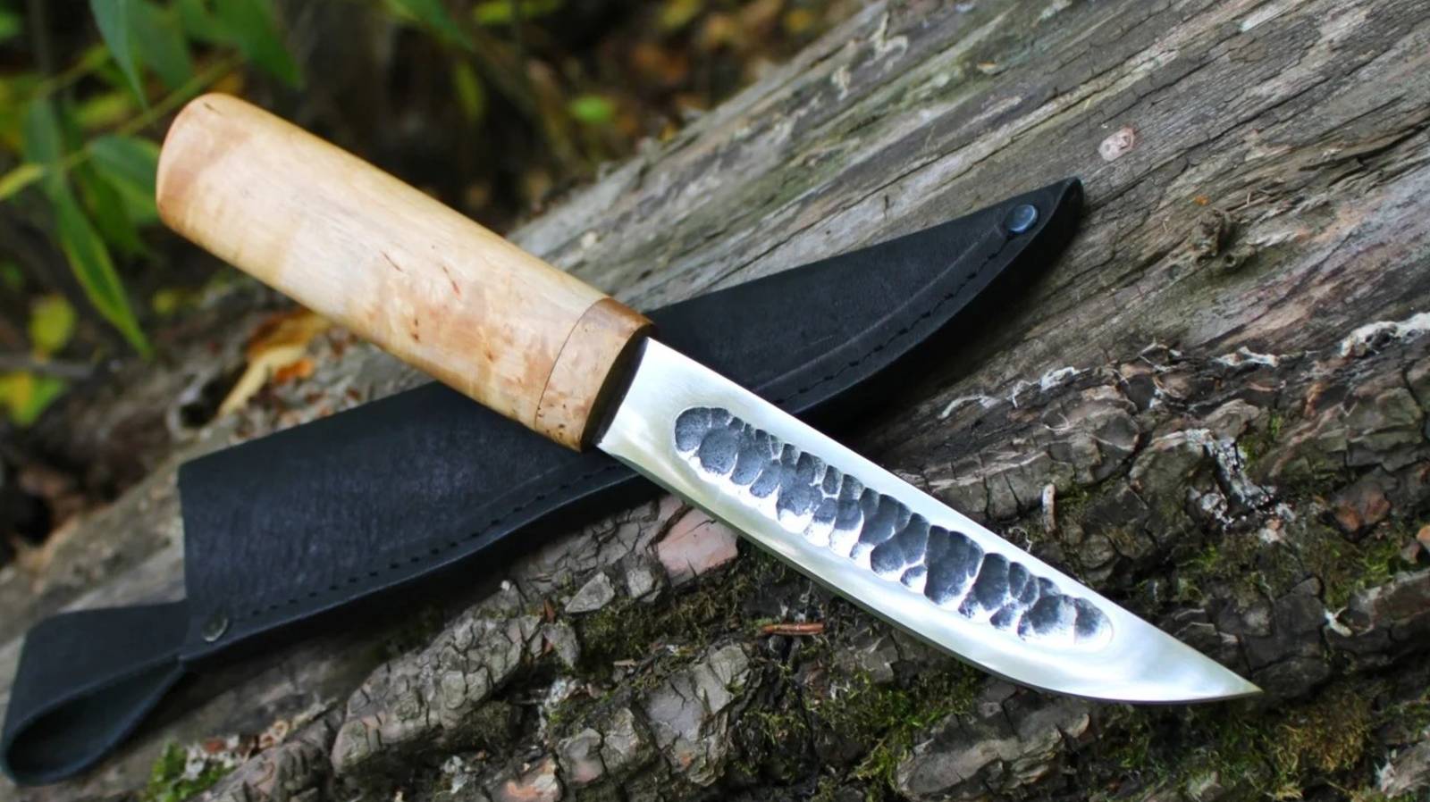 Нож "Якут" ручной ковки из стали Х12МФ, рукоять карельская берёза смотреть онлайн