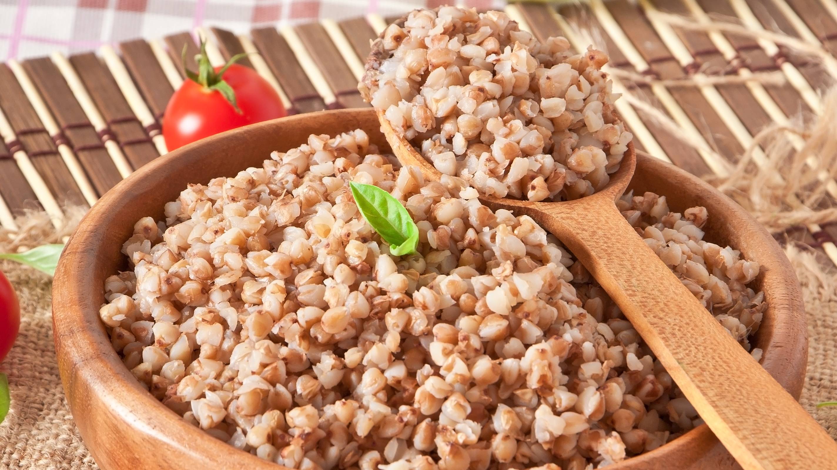 Сочная куриная печень с рассыпчатой гречкой. Быстрый ужин для всей семьи! смотреть онлайн