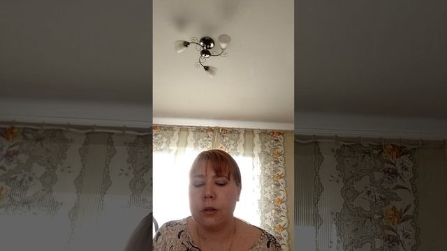 Каверы песен "Весна", "Прогулки по воде" и "Подмосковные вечера" и импровизации на синтезаторе