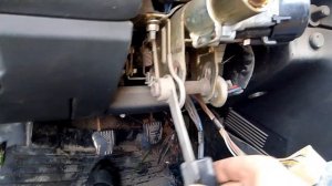 болтается руль верх вниз автомобиль ВАЗ