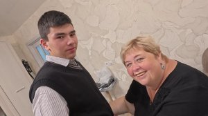 У меня обновка которая мне нужна. Одеваем Абдугани  к школе. Наши покупки.