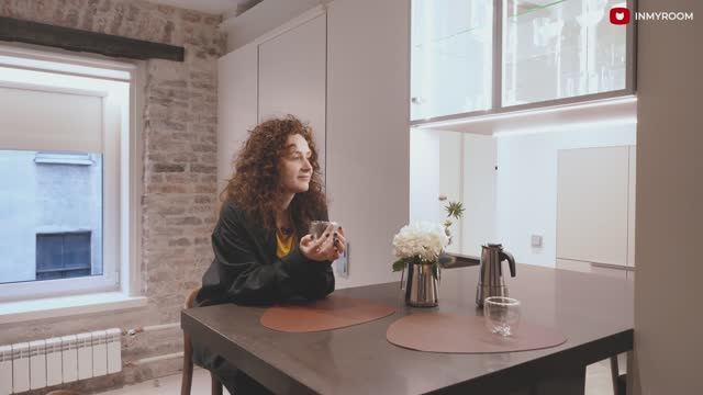 Необычный интерьер крохотной квартиры в центре Санкт-Петербурга от Background Studio