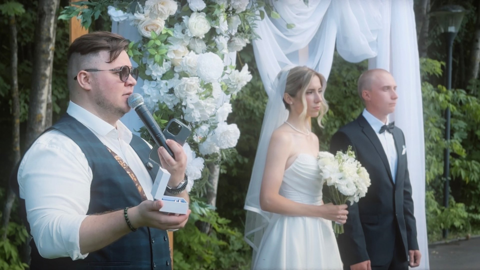 Все по-настоящему! Именно с такой фразы начинаются мои мероприятия. Искренне, нежно, душевно.