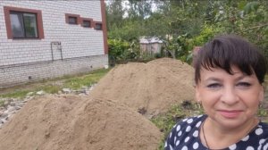 Завозим песок. Работы по благоустройству. Почему не показала? И все таки происшествие!