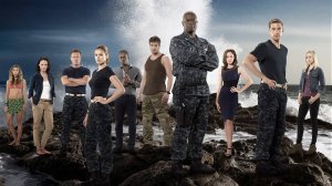 Сериал Отчаянные меры – 1 сезон 1 серия / Last Resort