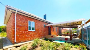 Дом с душой: мебель, гараж, 2 заезда и участок 8 соток