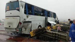 Появилось видео ДТП с автобусом Стаханов — Москва на трассе М-4 "Дон" в Тульской области.