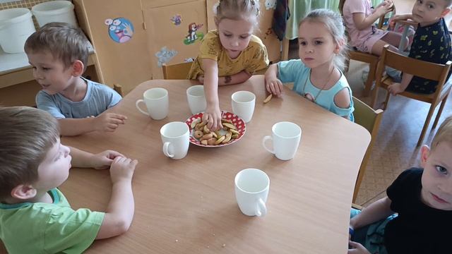 Полезные и вредные продукты. смотреть онлайн