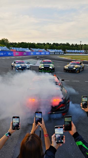 Ждём вас на трибунах уже в эти выходные — 9 и 10 августа! Будете болеть за нас на Красном кольце? смотреть онлайн
