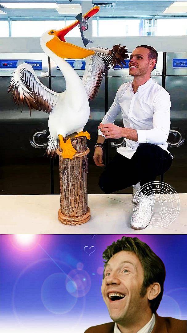 ПЕЛИКАН ИЗ ШОКОЛАДА В НАТУРАЛЬНУЮ ВЕЛИЧИНУ СВОИМИ РУКАМИ #Lucky_Tech #short #shorts смотреть онлайн