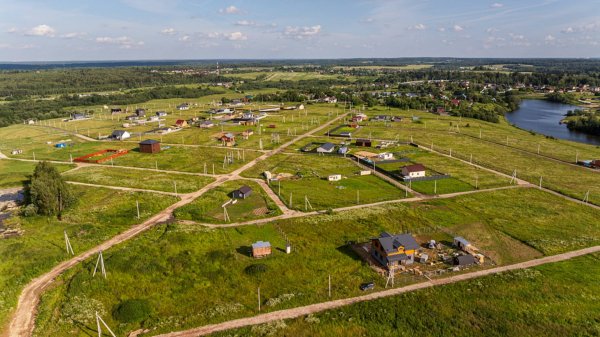 Видеопрезентация поселка «Поселок «Прилесные дачи»»