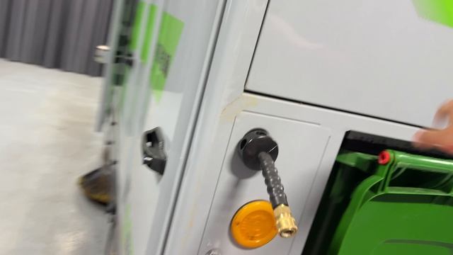 Подметательная машина смотреть онлайн