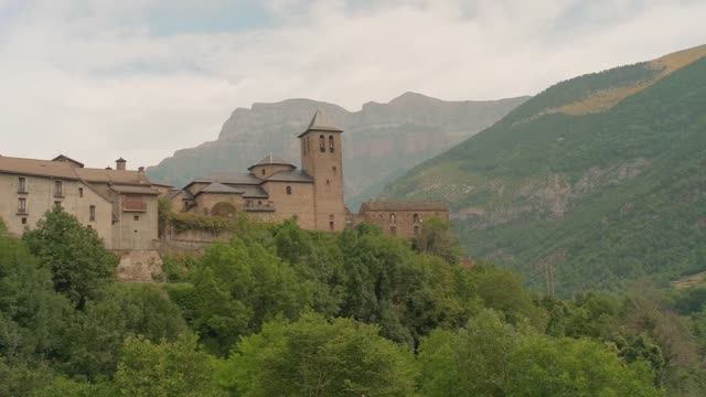 Водопады Ордесы Испанские Пиринеи. Torla. Aragon. Spain. Fujifilm Xt4 4k