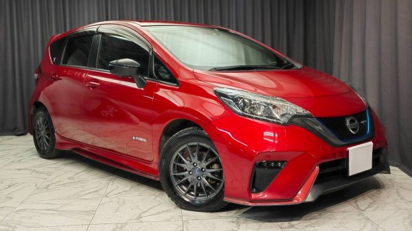 Обзор Nissan Note Nismo S 2018 года