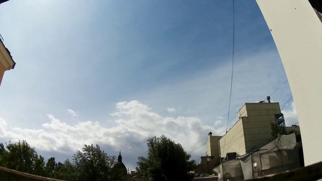 Западный ветер нагоняет облака смотреть онлайн