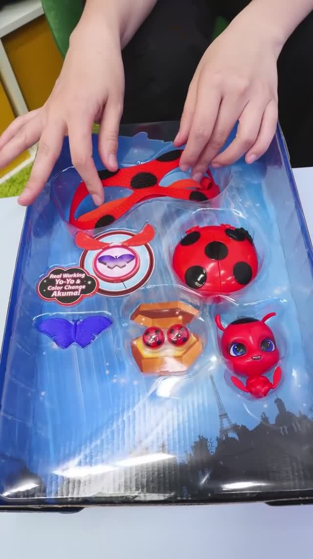 Маша превращается в Леди Баг! Но кто устроил ей ловушку? 🦹♂️❓ #длядетей #игрушкидлядетей #игрушки смотреть онлайн