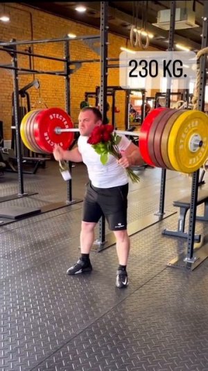 Как штангист делает предложение?
см описание и поддержи автора 💪😎