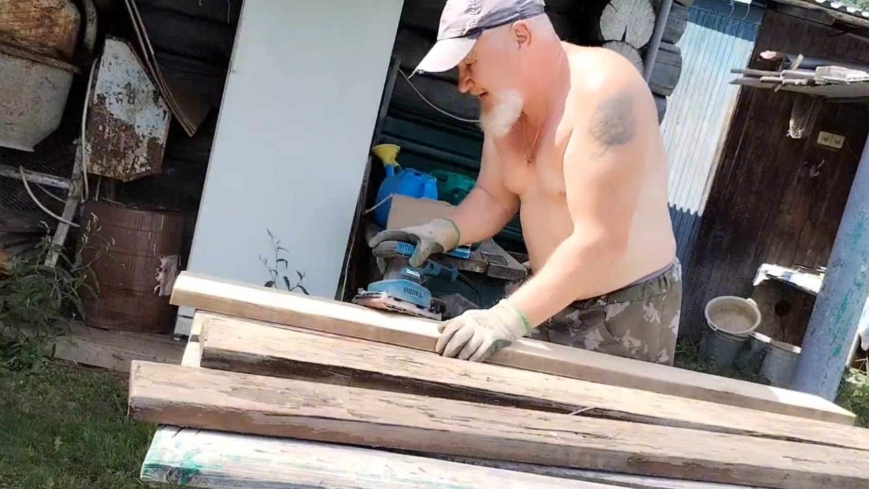 Деревенские будни. 03-08-2025 смотреть онлайн