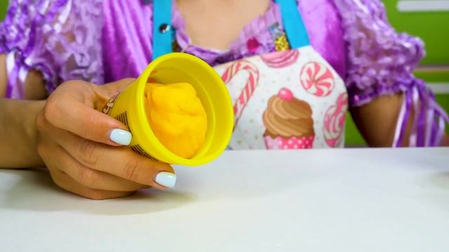 Готовим ватрушки с Беби Бон! Игры готовка из Плей До для детей в шоу Готовлю игрушкам смотреть онлайн
