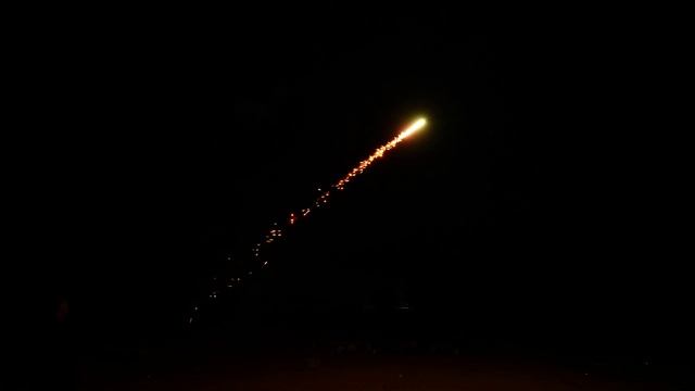 RS033 Римская свеча 30 СВЕТЛЯЧКОВ ( 7,62mm x 30 _2 эффекта ) смотреть онлайн