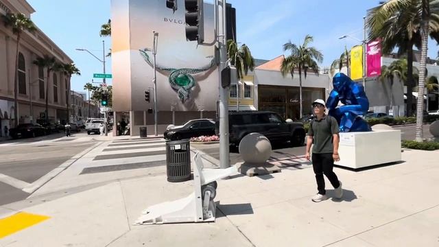 1 + 📹 Beverly Hills Rodeo Drive Luxury Walk Designer Shopping & California Style → смотреть онлайн
