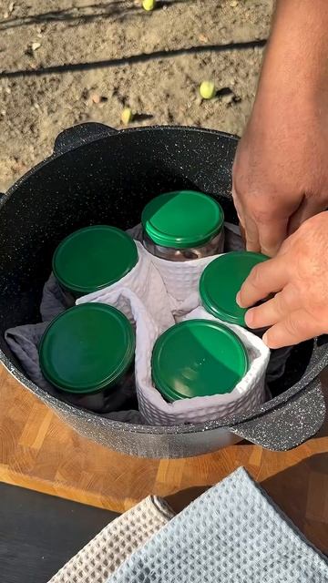 ВСЕ ИЩУТ ТАКУЮ СКУМБРИЮ НА СТОЛЕ — ВКУСНЕЕ магазинной в 10 раз! смотреть онлайн