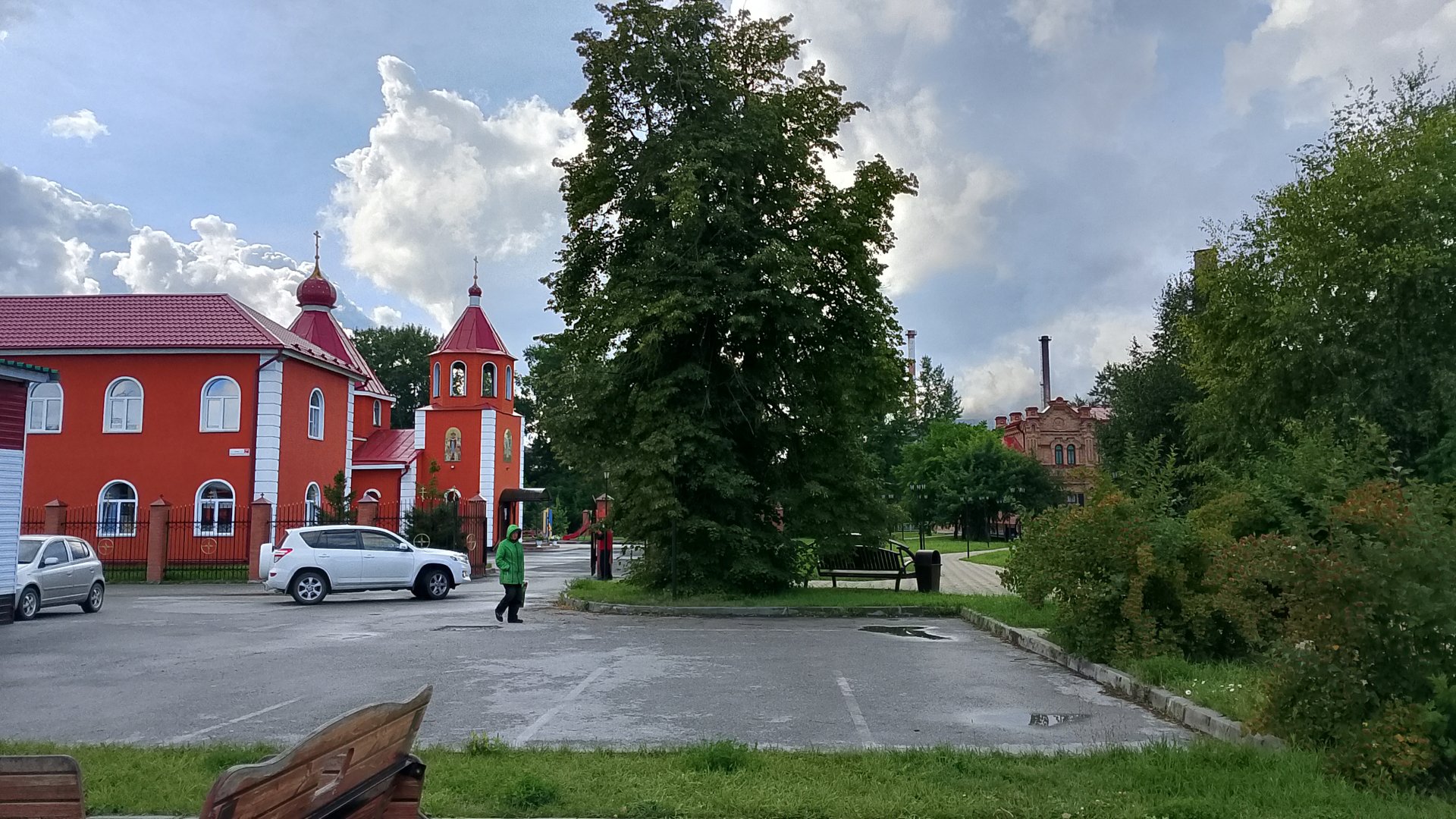 Мой город в Сибири. Дождливое утро августа. Небо удивляет! смотреть онлайн