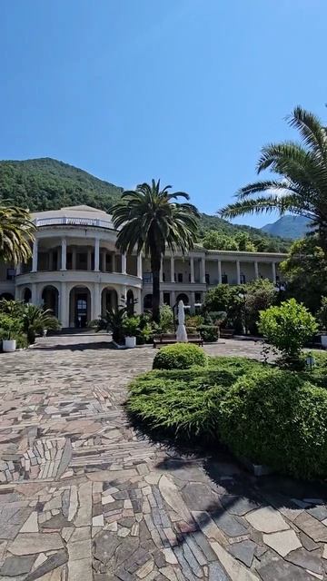 Абхазия, обстановка сегодня в полдень в Старой Гагре (6 августа, ЛЕТО-2025) смотреть онлайн