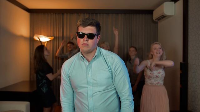 Everything is under control. смотреть онлайн