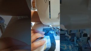 Обработка краев шелкового платка московским швом