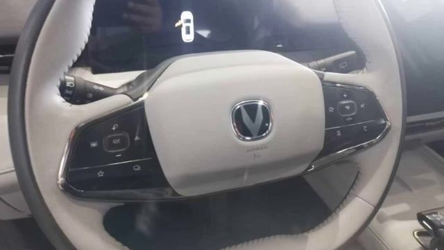 Changan UNI-Z New Energy Blue Whale iDD 125km Excellence Edition 2024 года смотреть онлайн