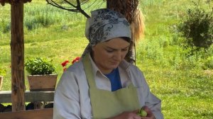 Собираем свежую Алычу и Готовим Соус! Азербайджанская Кухня Деревенская Кухня  Рецепты