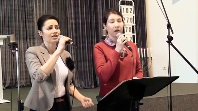 "Могла ли я подумать, о, Господь?" (Алёна Язловицкая и Мария Водянова) смотреть онлайн