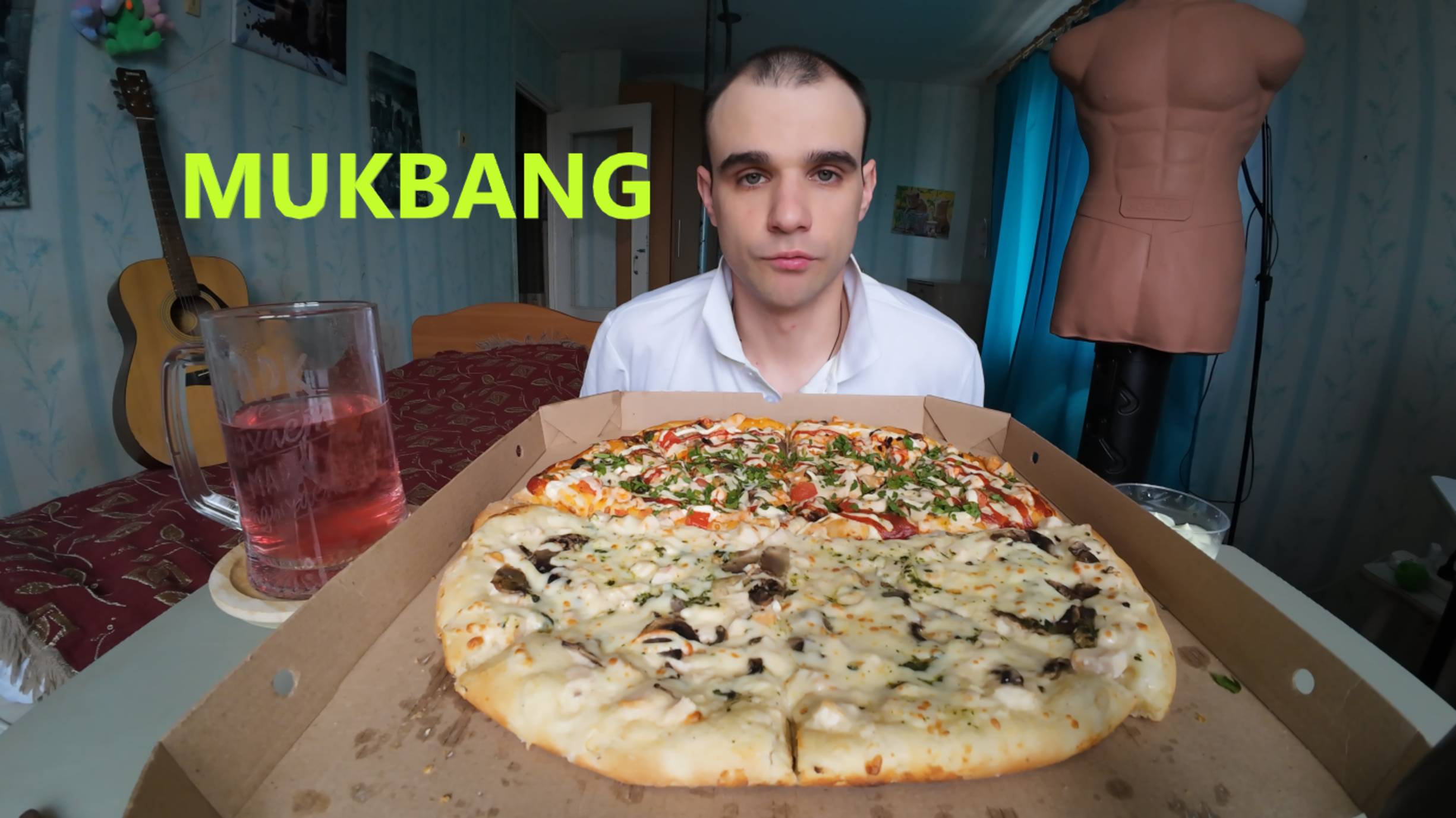 МУКБАНГ ПИЦЦА ДВА ВКУСА / PIZZA MIA / ПИРОЖНОЕ - ФИСТАШКА С МАЛИНОЙ / EATING MUKBANG ASMR АСМР смотреть онлайн