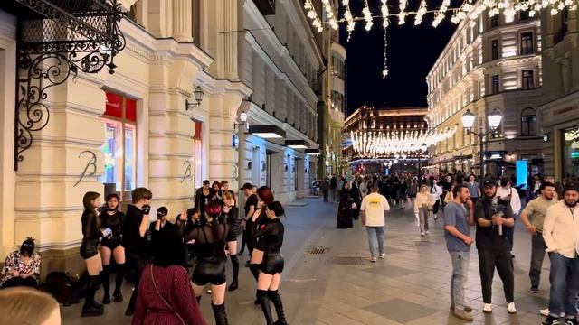 1 + 📹 🔥 Moscow After Midnight 2025 🔥 Wild Street Nightlife In Russia! 4K HDR →