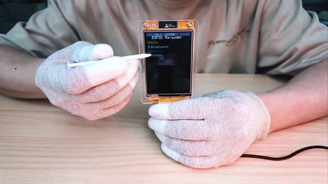 ESP32 Marauder устройство CYD 2432r028 смотреть онлайн