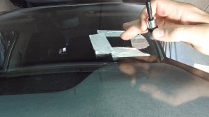 Скол на лобовом стекле. Устраняем своими руками.