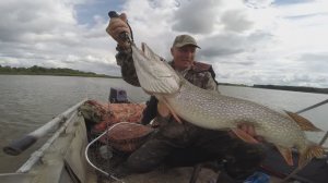 Рыбалка в Сибири, часть 71: спиннинг.