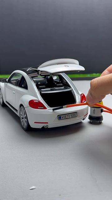 Миниатюрный автомобильный пылесос смотреть онлайн