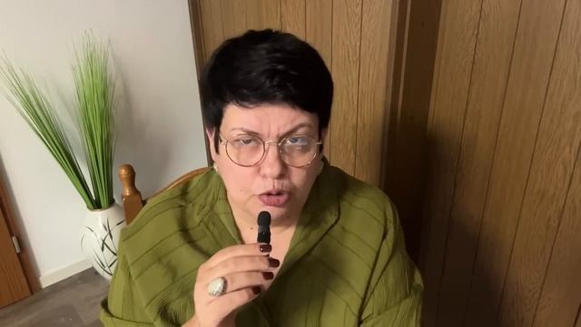 Украинская беженка: русские немцы должны работать семь дней в неделю. #беженцыизукраины #новости смотреть онлайн